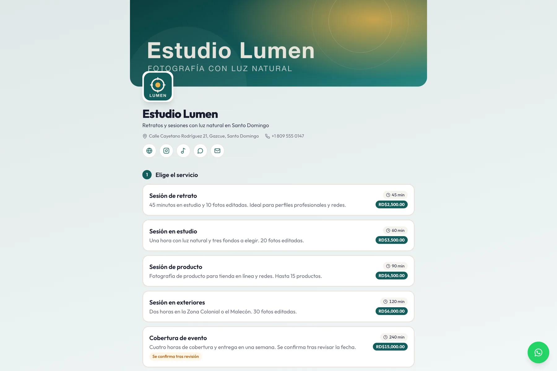 The booking page of a sample business on Nicho Reservas: services, calendar and free times